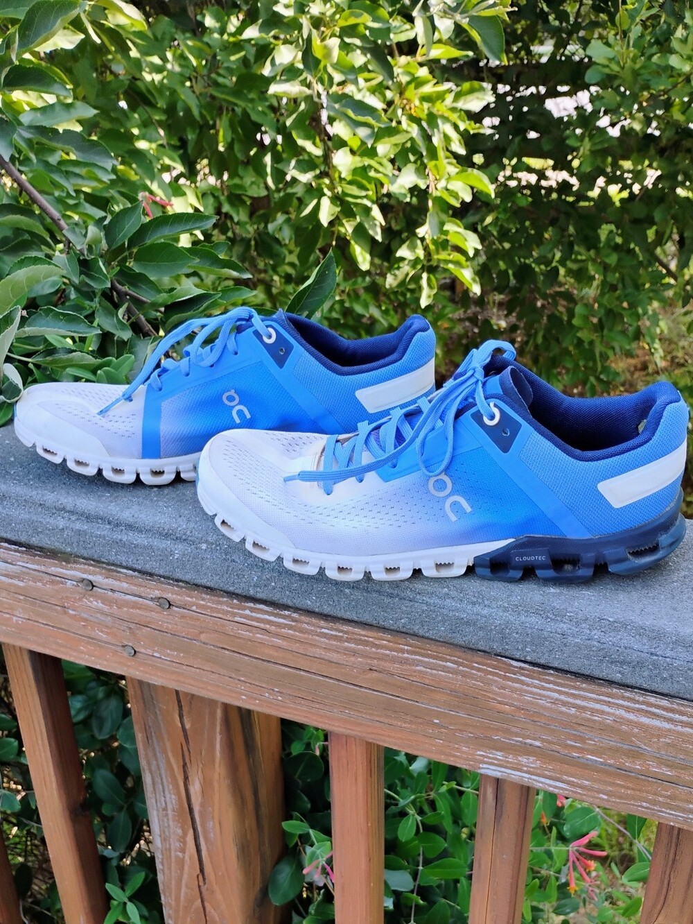 On Cloudflow Marina Blue White Running Shoes Gorpcore Sporty Athleisure - 8.5 - Picture 7 of 15